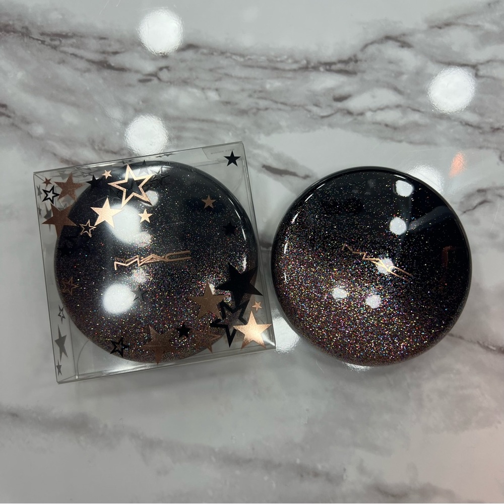 Mac Rising Star Opalescent Powder Highlighter